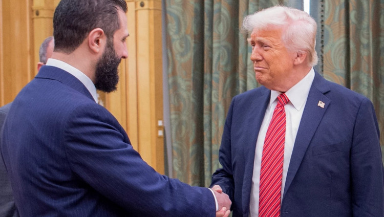 Трамп попросил Израиль не мешать превращению Сирии в процветающее государство