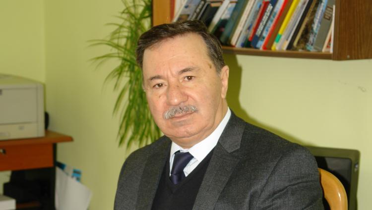 Главный редактор газеты «Birlik-Единство» поздравляет Германа Захарьяева с юбилеем Фонда СТМЭГИ