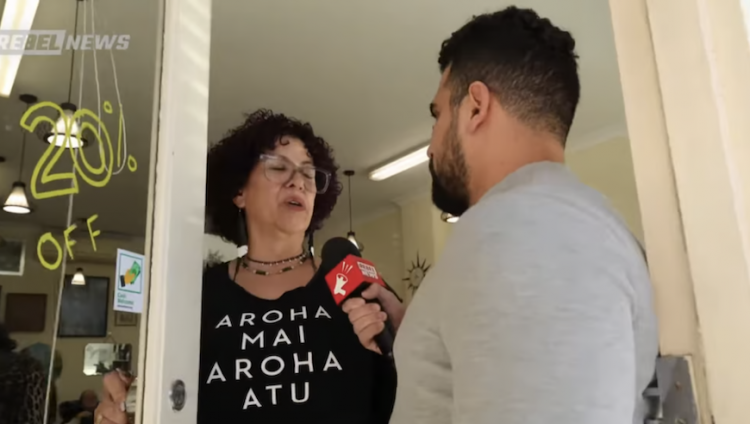«Детоубийца»: владелица салона красоты в Мельбурне выгнала израильтянина