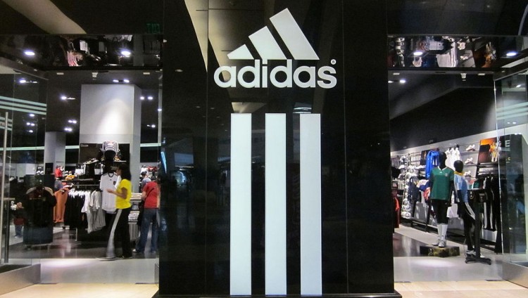 Adidas пообещал еврейской общине США участвовать в борьбе с антисемитизмом