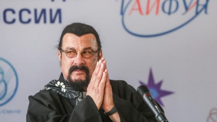 Стивен Сигал открыл центр айкидо в Москве
