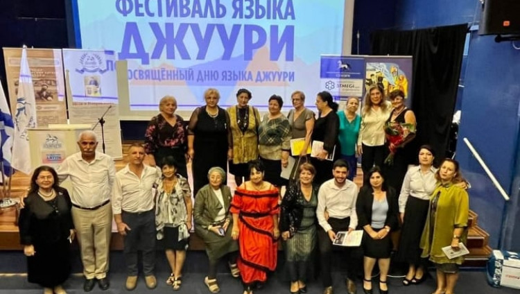 Чат «Зуун Дэдэи» отмечает четырехлетие