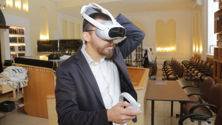 Еврейская община Биробиджана проводит VR-экскурсии по синагоге и Музею иудаики
