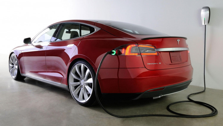 В Израиле подан представительский иск против корпорации Tesla