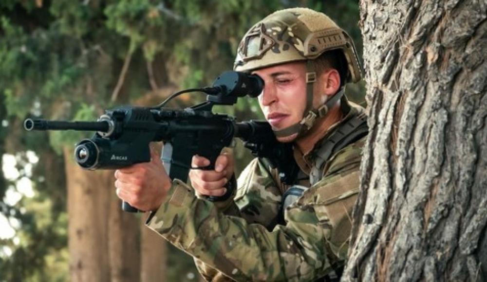 Солдаты-невидимки и бой в кромешной темноте: в Израиле показали чудо-оружие