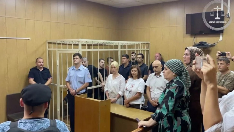 Осуждены погромщики из аэропорта Махачкалы, искавшие в турбинах евреев