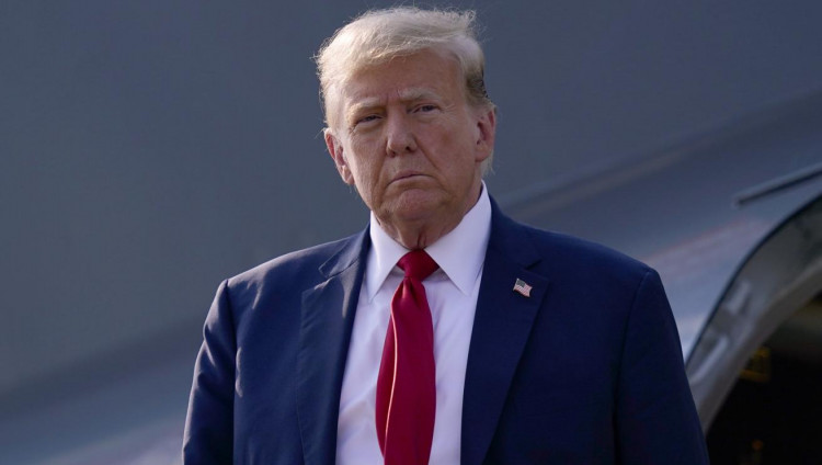 Трамп остановил операцию в Ормузском проливе