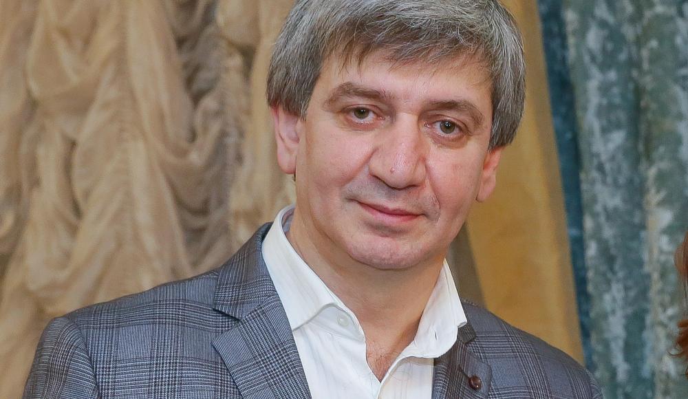 Олег Алхазов: «Горжусь, что удалось поработать с Кобзоном!»