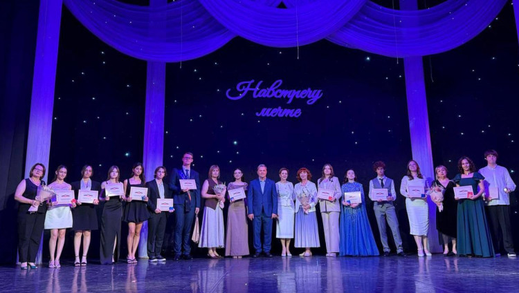 Выпускной бал в пятигорской еврейской школе «Геула»