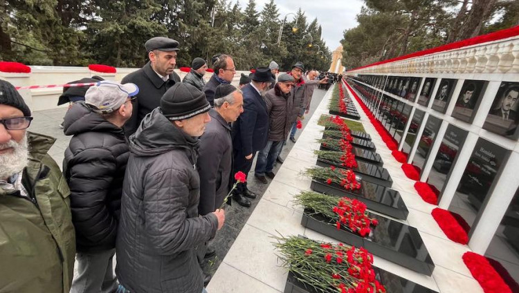 Представители еврейской общины Азербайджана посетили Аллею шехидов в Баку