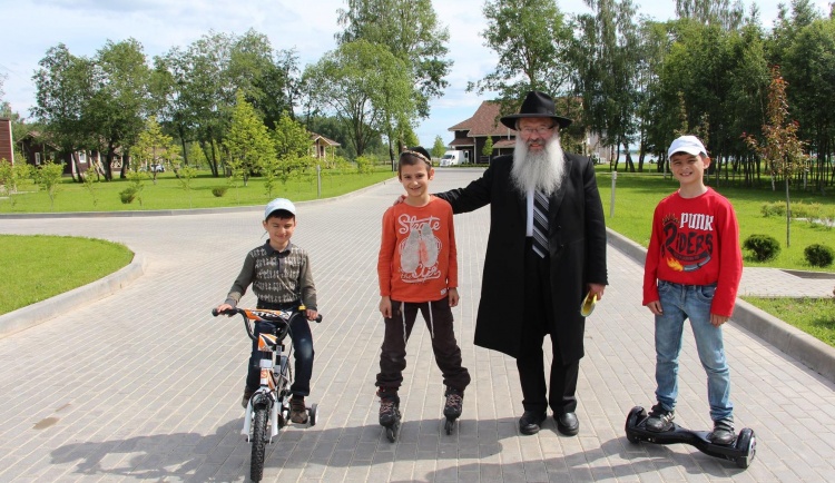 Шавуот в общине «Геула»