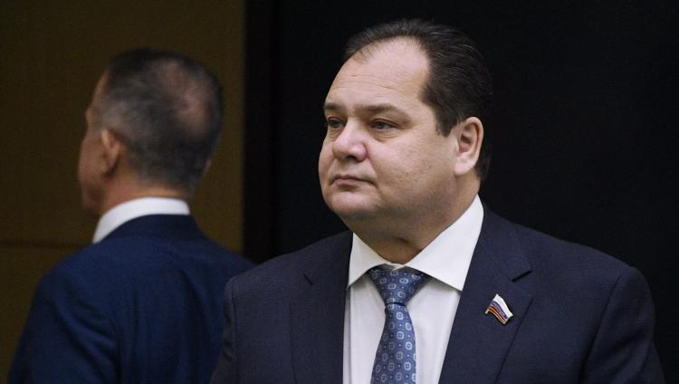 Губернатор ЕАО Ростислав Гольдштейн пообещал, что жилье в Биробиджане сильно подешевеет