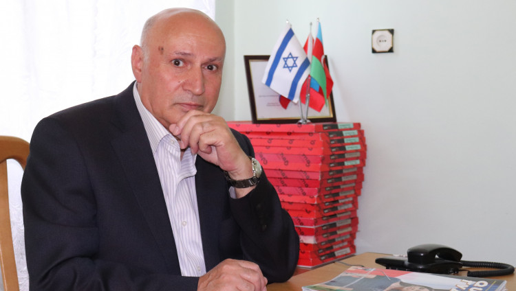 Служа родному языку: Геник Исаков