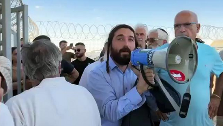 Арест 10 бойцов ЦАХАЛа перерос в беспорядки в изоляторе «Сде-Тайман»