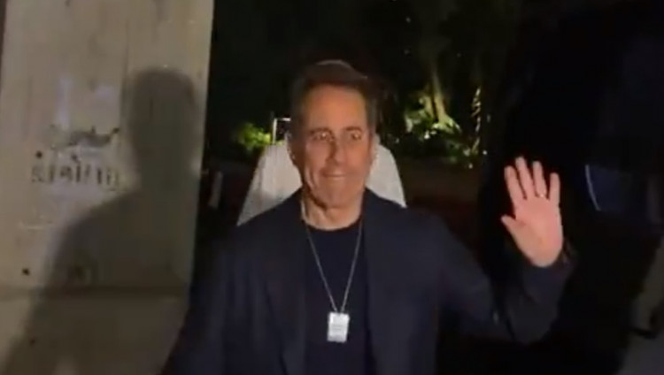 Актер Джерри Сайнфелд прибыл с визитом солидарности в Израиль