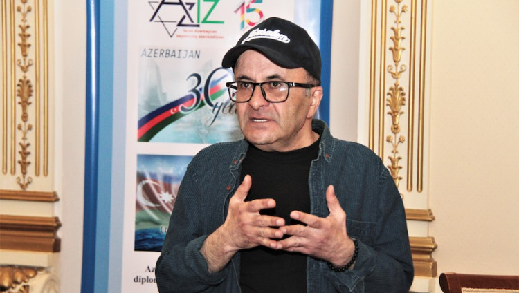 Руфат Асадов: «Говорю со своими зрителями на языке искренности...»