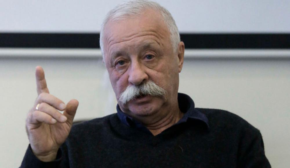 «31 год — это так много»: Якубович высказался о закрытии «Поля чудес»