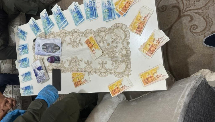 В Израиле появились фальшивые купюры, которые не могут распознать даже банкоматы