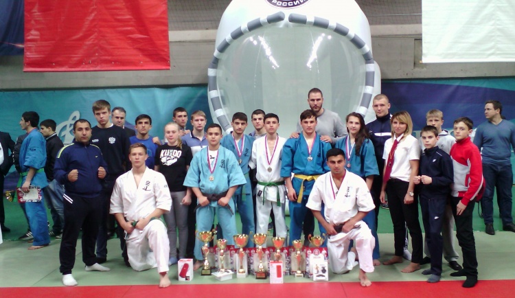 Иса Рахаминов - чемпион  первенства России  по кудо