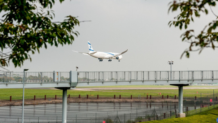 El Al отменила 12 авиарейсов, чтобы не нарушать шаббат