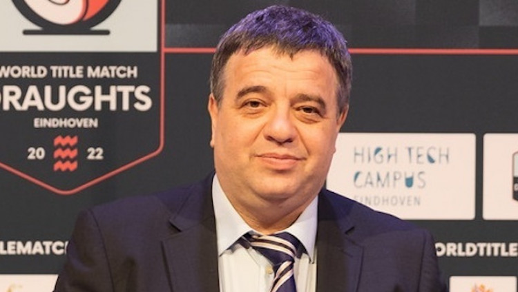 Израильтянин Александр Шварцман стал победителем этапа Кубка мира по международным шашкам