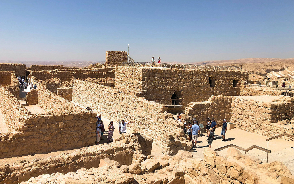masada.jpg masada.jpg