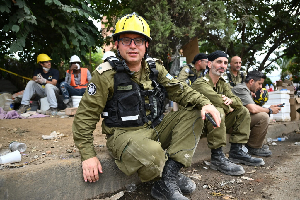 AFP__20260816__C4TM2DC__v1__HighRes__ColombiaEarthquakeAftermath_3_csecollege.jpeg