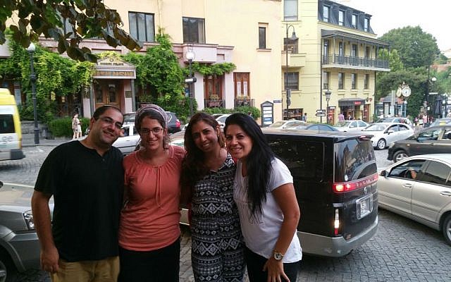 Israeli-tourists-in-Georgia-640x400.jpg