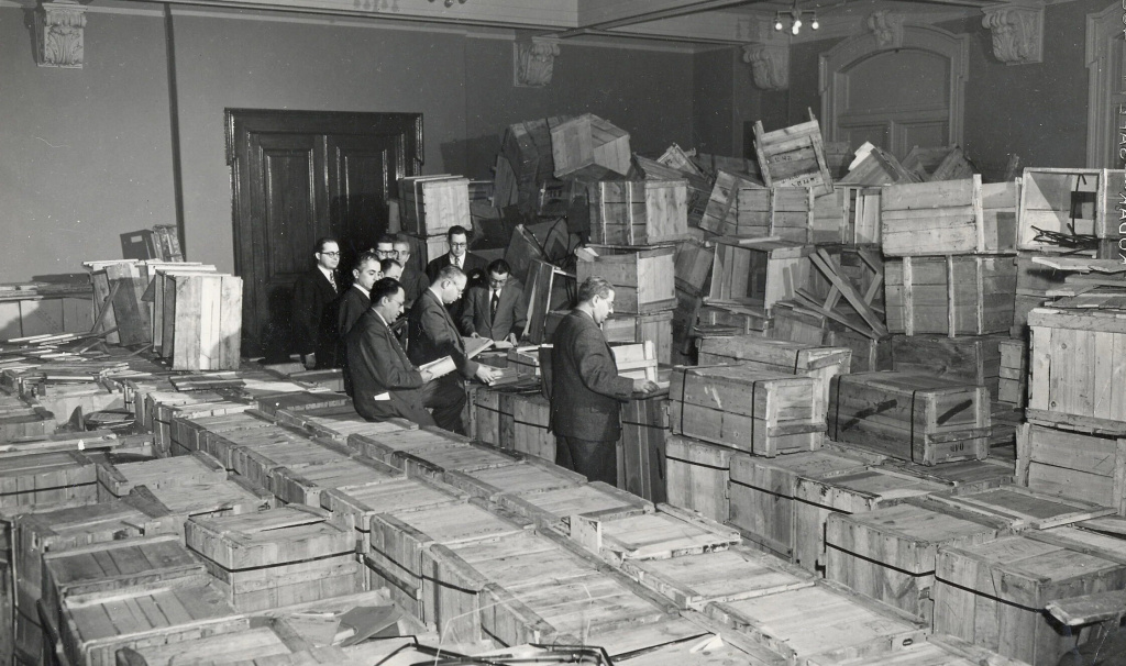 Salvaged-Materials-1947-e1742389370828_4_csecollege.jpeg