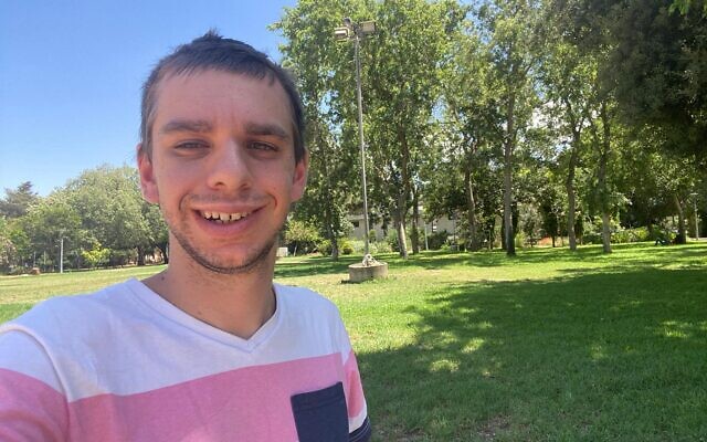 Naftali-at-Lavi-640x400.jpeg