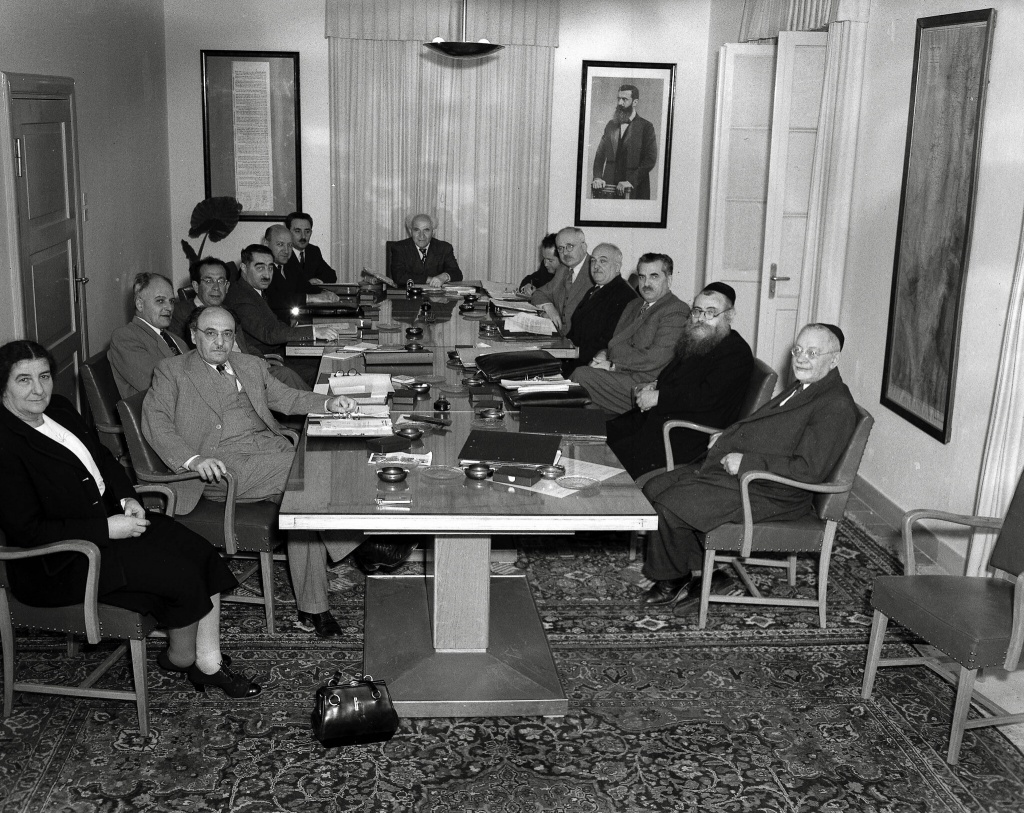 D667-118.jpg D667-118.jpg