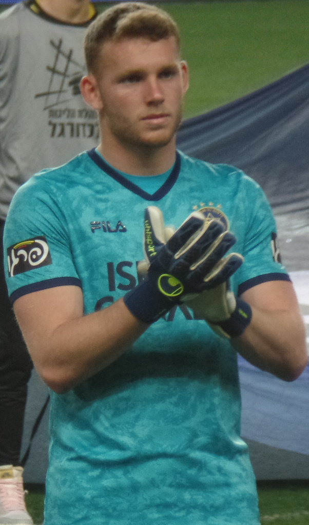 Daniel_Peretz_2022_(cropped).jpg