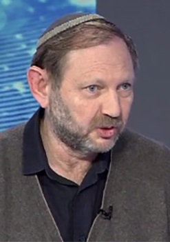 f110412rs03-2.jpg