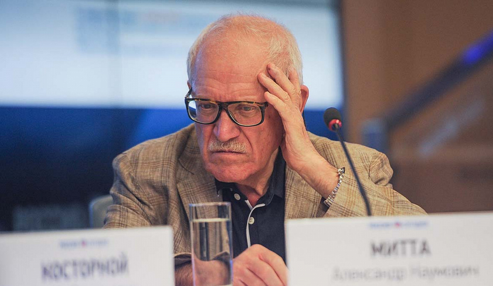Режиссеру Александру Митте стало лучше после инсульта, вскоре его выпишут из больницы