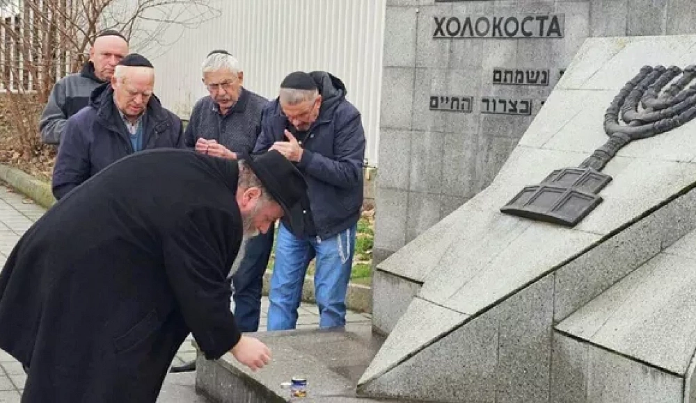 В Севастополе почтили память жертв Холокоста