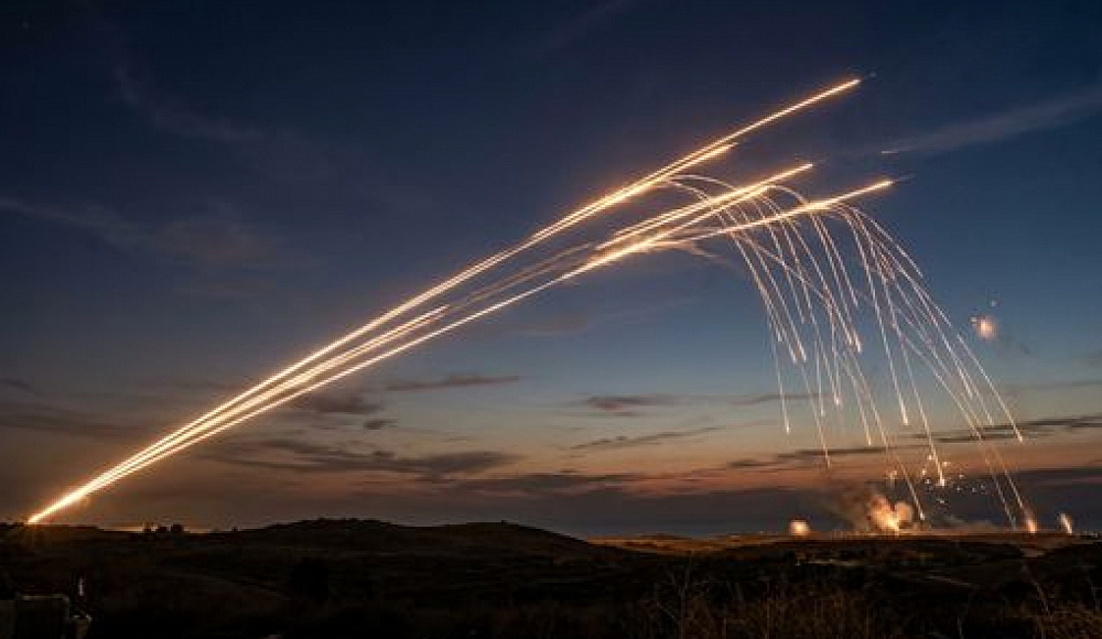 Иран применил новые разделяющиеся боеголовки при обстреле Израиля