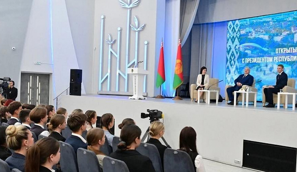Лукашенко рассказал, какие черты белорусы переняли у евреев