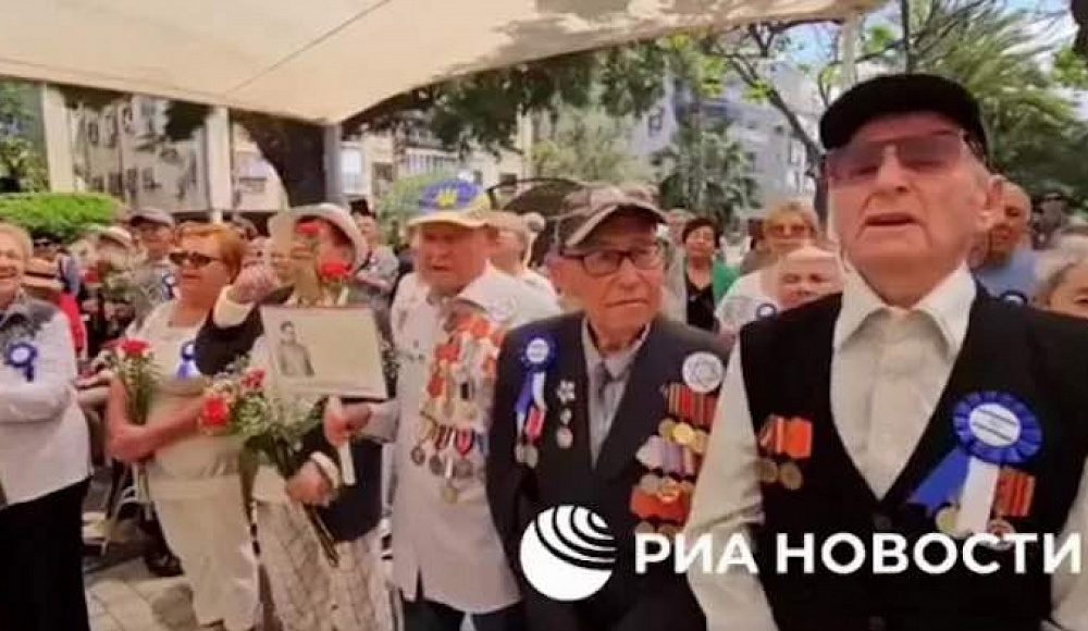 Мэрия Бат-Яма отдала дань уважения подвигам солдат Красной армии