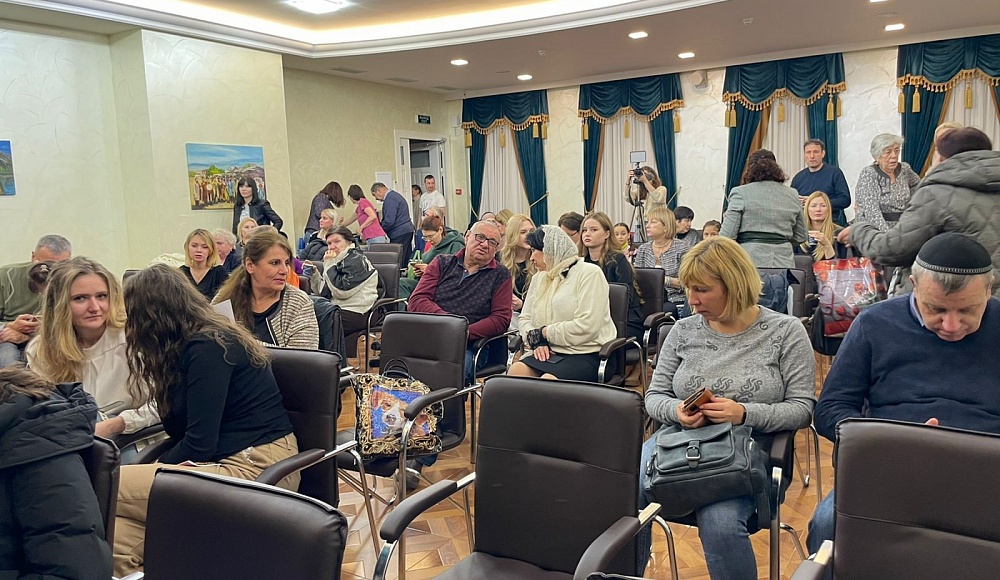 «Нормальный только я»: очередная премьера в киноклубе ОГЕ
