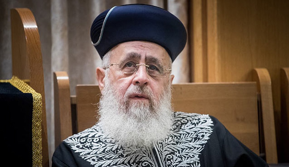 Главный раввин разрешил брать оружие в синагогу