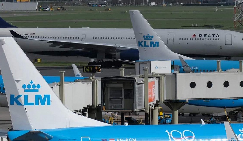 19 ортодоксальных евреек подали в суд на Delta и KLM за дискриминацию на почве антисемитизма