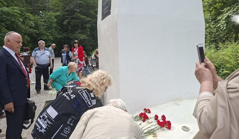 Евреи Смоленска почтили память узников гетто, уничтоженного в 1942 году