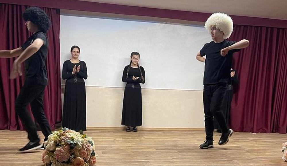 Международный женский день отметили в пятигорской школе «Геула»