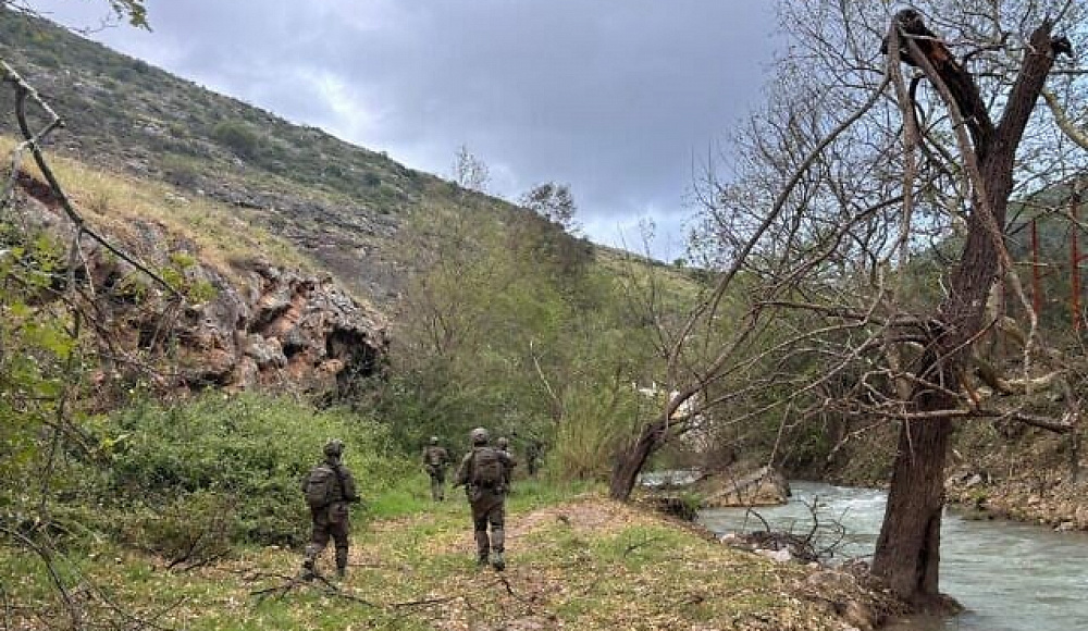 Двое военнослужащих ЦАХАЛа ранены в Ливане в результате случайного взрыва гранаты 