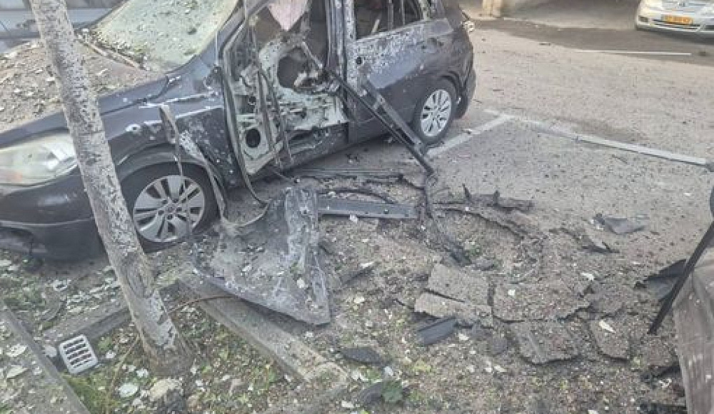 В центре Израиля зафиксированы 15 прилетов, есть тяжело раненые