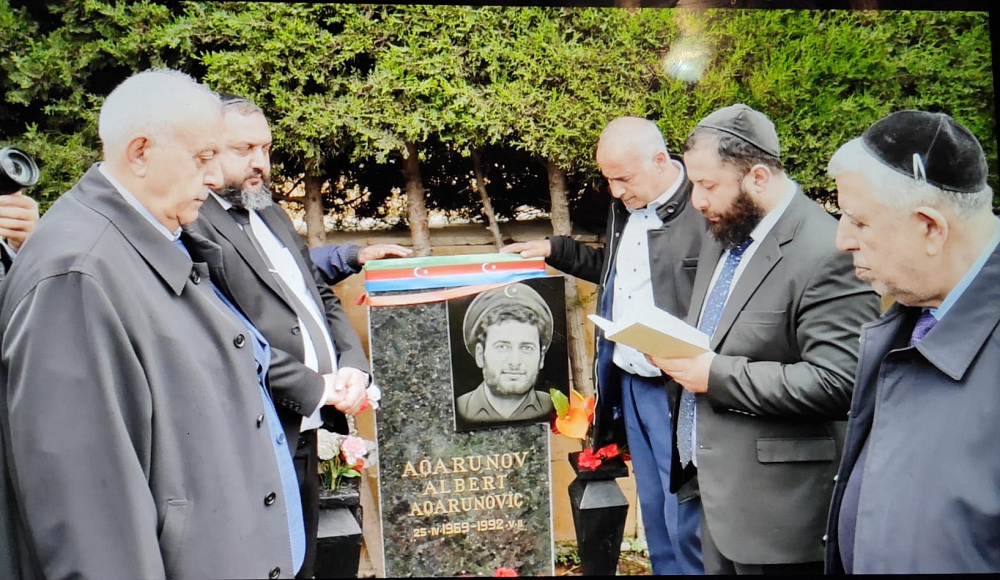 Память национального героя Азербайджана Альберта Агарунова почтили в Баку