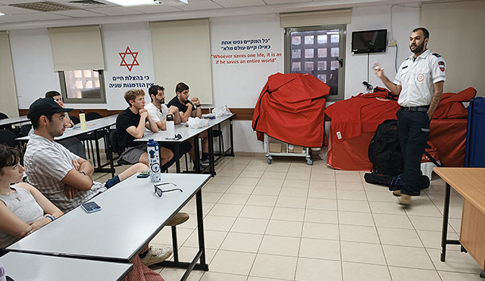 В Израиле стартовала новая программа для медиков-волонтеров из диаспоры