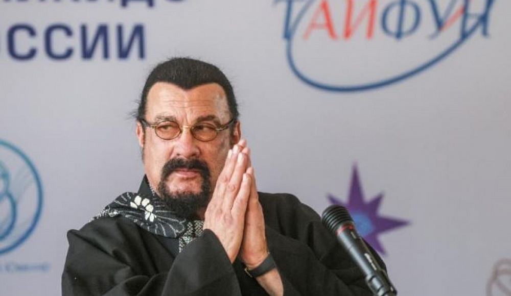 Стивен Сигал открыл центр айкидо в Москве