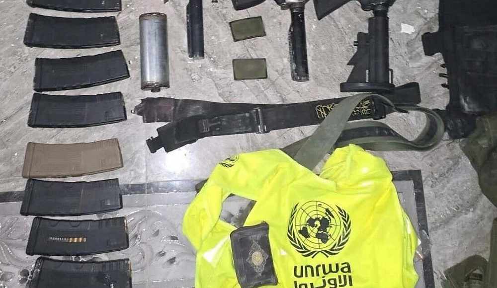 В ходе рейда ЦАХАЛа на Западном берегу в тайнике с оружием обнаружился жилет БАПОР