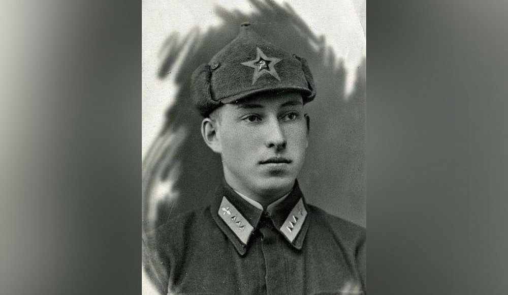 Лев Певзнер — летчик и брат поэта